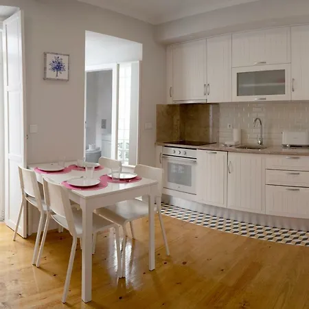 Apartment Funky Two Bedroom Saldanha Lisbon