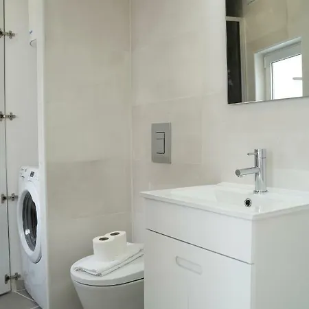 Funky Two Bedroom Saldanha Appartement